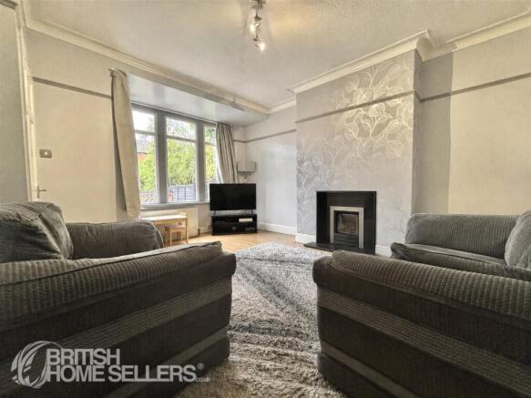 3 bed Semi-Detached for sale Image 4