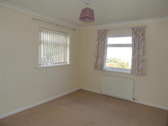 Bedroom: