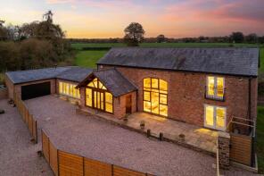 Old Corn Barn, Park Road, Little Budworth, Tarporley CW6 9BH