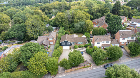 Oakwood Road, Bricket Wood, St. Albans, AL2