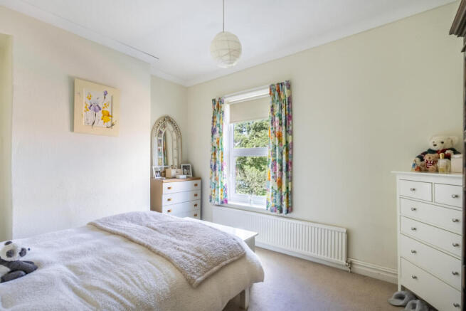 3 bed Terraced for sale Image 9