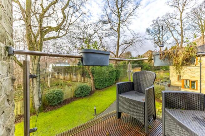 2 bed Apartment for sale Image 4