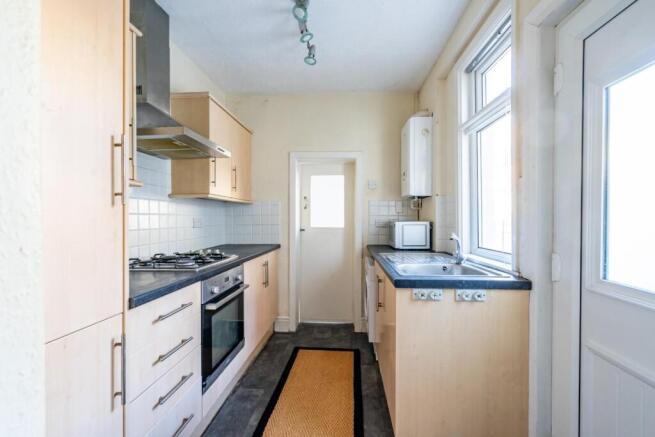2 bed Terraced for sale Image 7