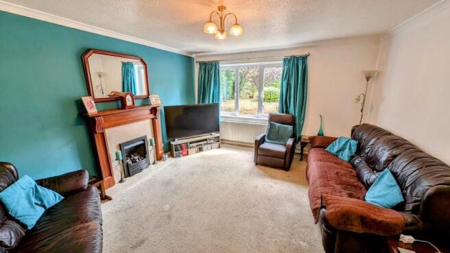 3 Mountbatten lounge 1.jpg