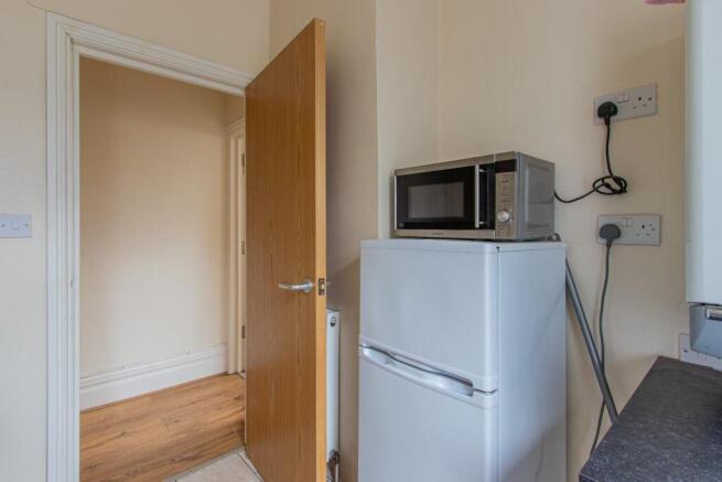 Colum Road 71, 4-3.jpg