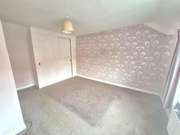 2 bed Cottage for sale Image 12