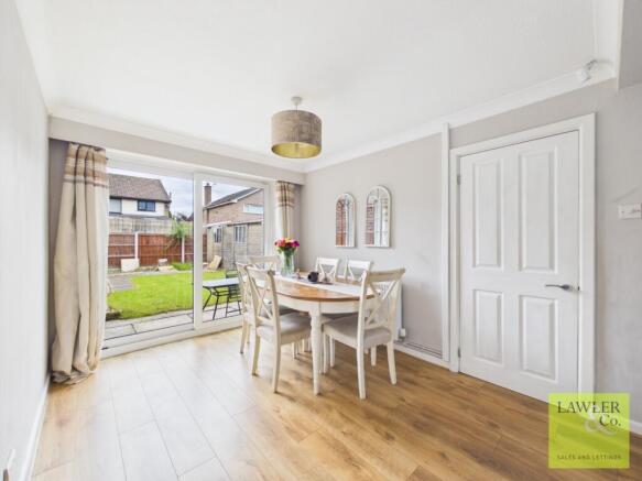 Newlyn Close, Hazel Grove, SK7 5LZ photo 4