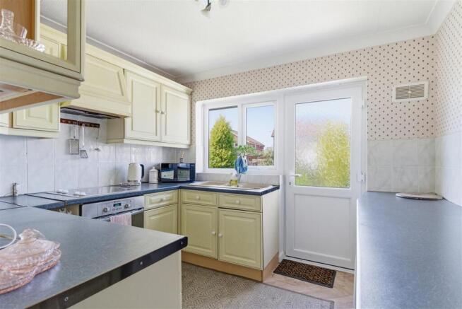 3 bed Semi-Detached Bungalow for sale Image 6