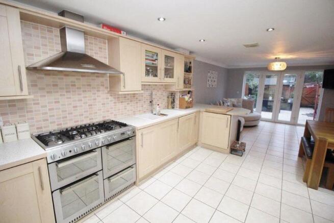 Kitchen/family...