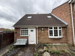 14, Caernarvon Close, Burton-on-trent DE13 0ET
