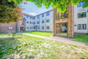 Flat 13, 196 Cherry Tree Court, Leigh Road, Eastleigh SO50 9SN