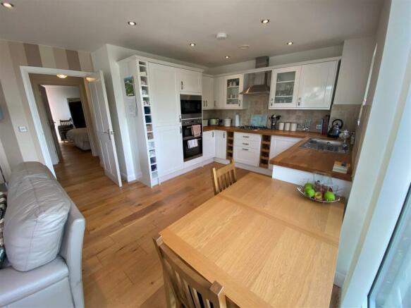 LIVING/KITCHEN/DINING ROOM