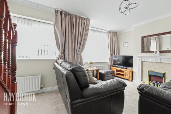 3 bed Semi-Detached for sale Image 12
