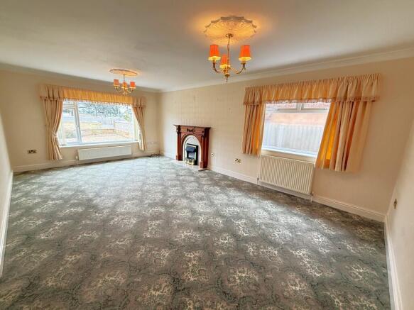 LIVING ROOM 1