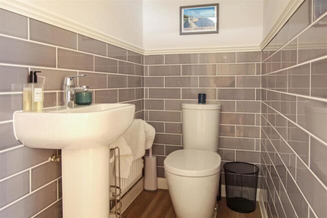 Downstairs WC.jpg