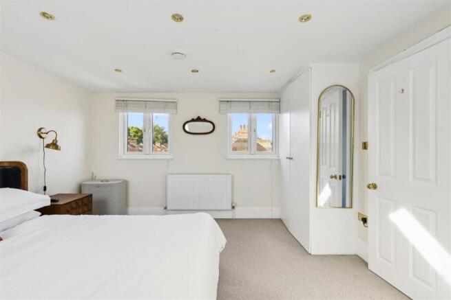 Southfield Road, W4 - FOR SALE