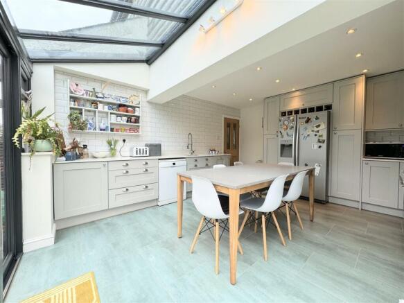 Kitchen Diner