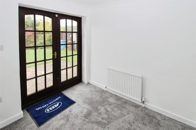 3 bed Detached Bungalow for sale Image 12