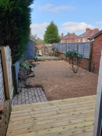 2 bed House to rent Image 4