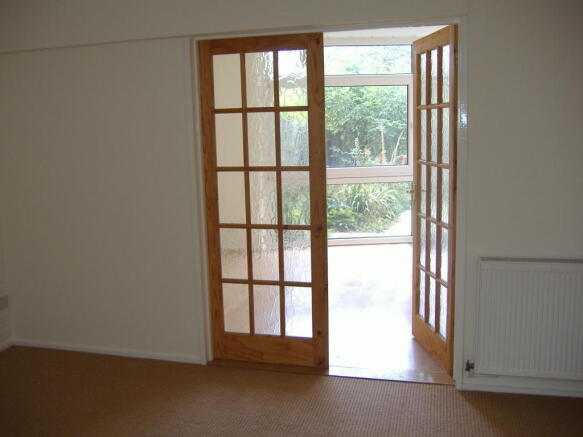 Thru to Dining Room