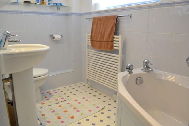 Photo 8