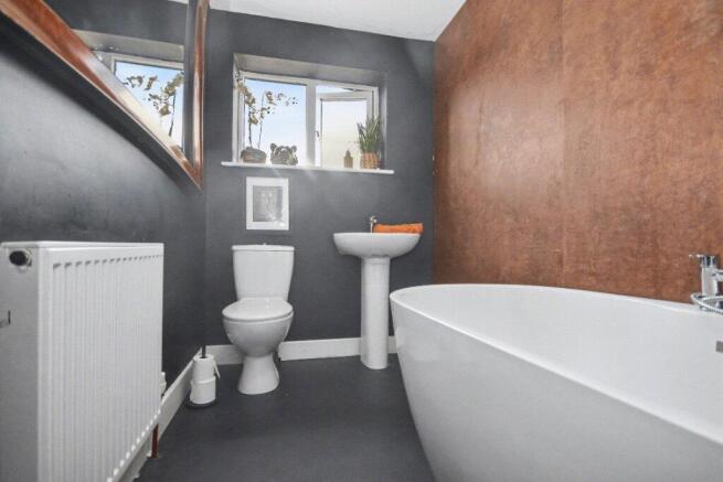 2 bed Detached for sale Image 7