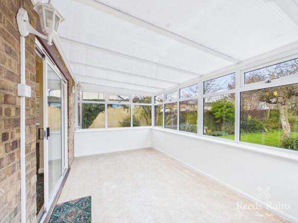 6 bed Detached for sale Image 9