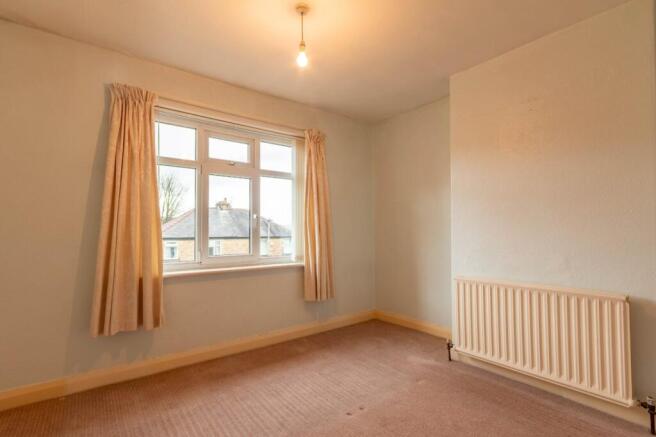 3 bed Semi-Detached for sale Image 9