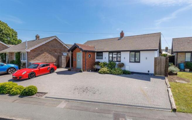Detached bungalow in Cowes