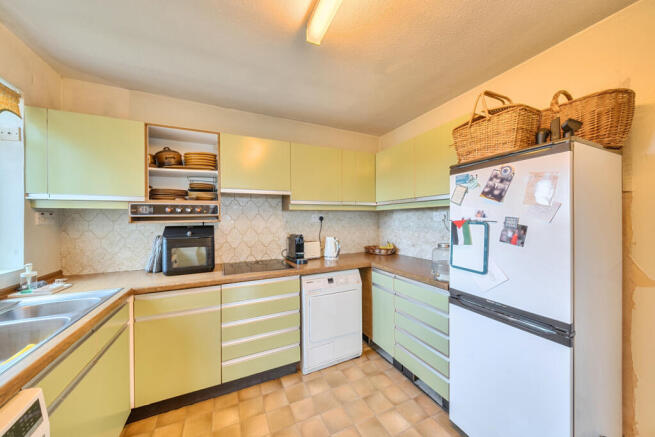 1420244-11-69a6ca...