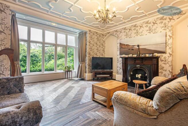 4 bed Semi-Detached for sale Image 7