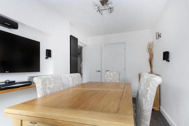 Dining Room (2)