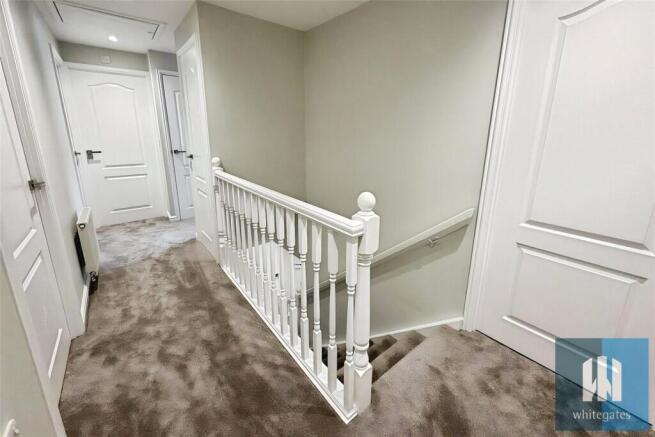5 bed Detached to rent Image 11