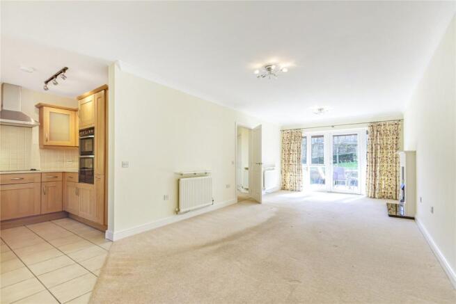 Kitchen /Living Area