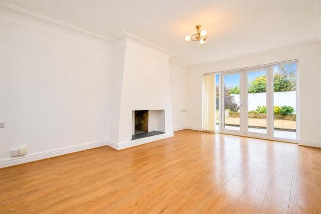 Queenswood Avenue, Higher Bebington, Wirral photo 2