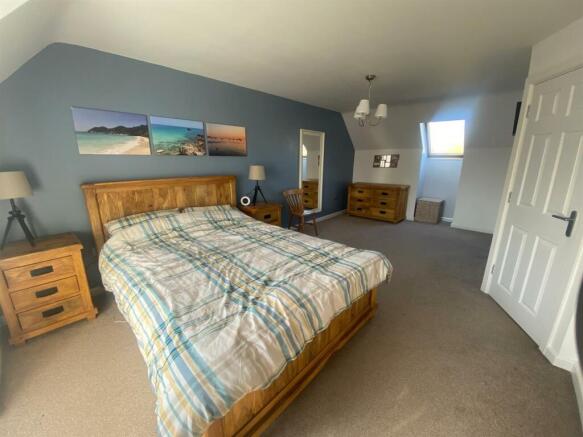 Bedroom 2.jpg