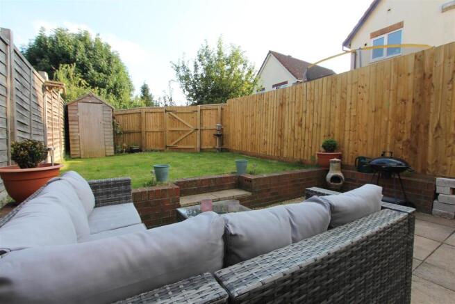 REAR GARDEN 2.jpg