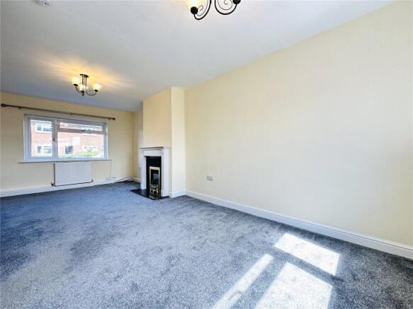 3 bed Terraced to rent Image 10
