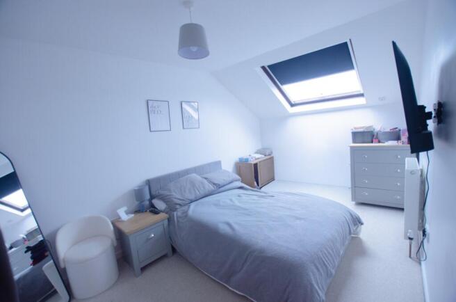 Flat 2, 2 Beaconsfield -11