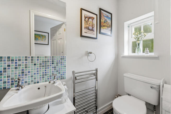 3 bed Semi-Detached for sale Image 11