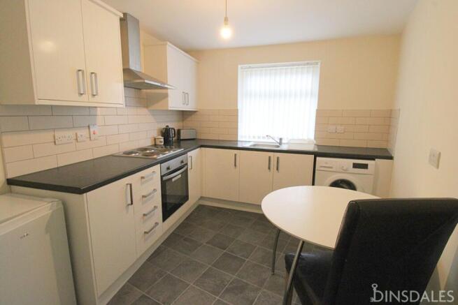 4 bed Detached for sale Image 8