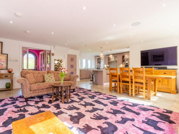 4 bed Character Property for sale Image 6