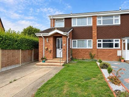 Albert Road, New Milton, Hampshire. BH25 6SP