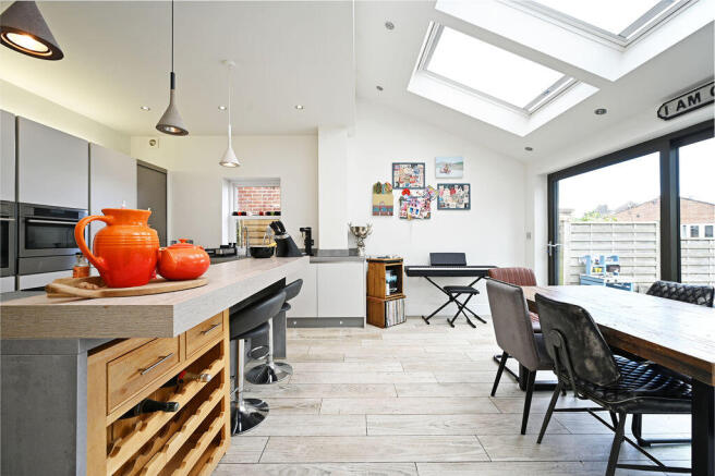 4 bed End of Terrace for sale Image 8