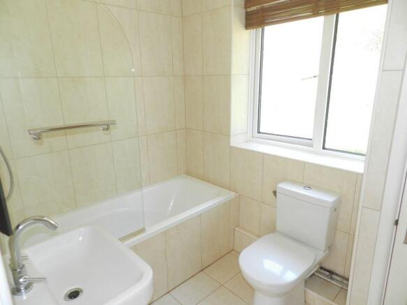 Family Bathroom 