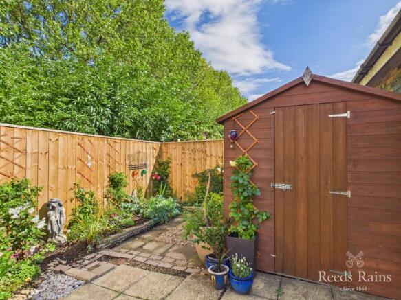 2 bed Bungalow for sale Image 9