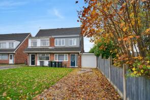 2, Holbeck Road, Nottingham NG15 7SR