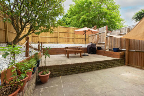 6a Oakhill Rd, London SW15 2QU, UK