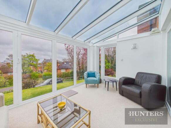 4 bed Detached for sale Image 8