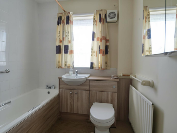 2 bed Terraced for sale Image 11